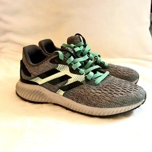 Very good condition. Gray and green Adidas sneakers. Women’s. Size 7.